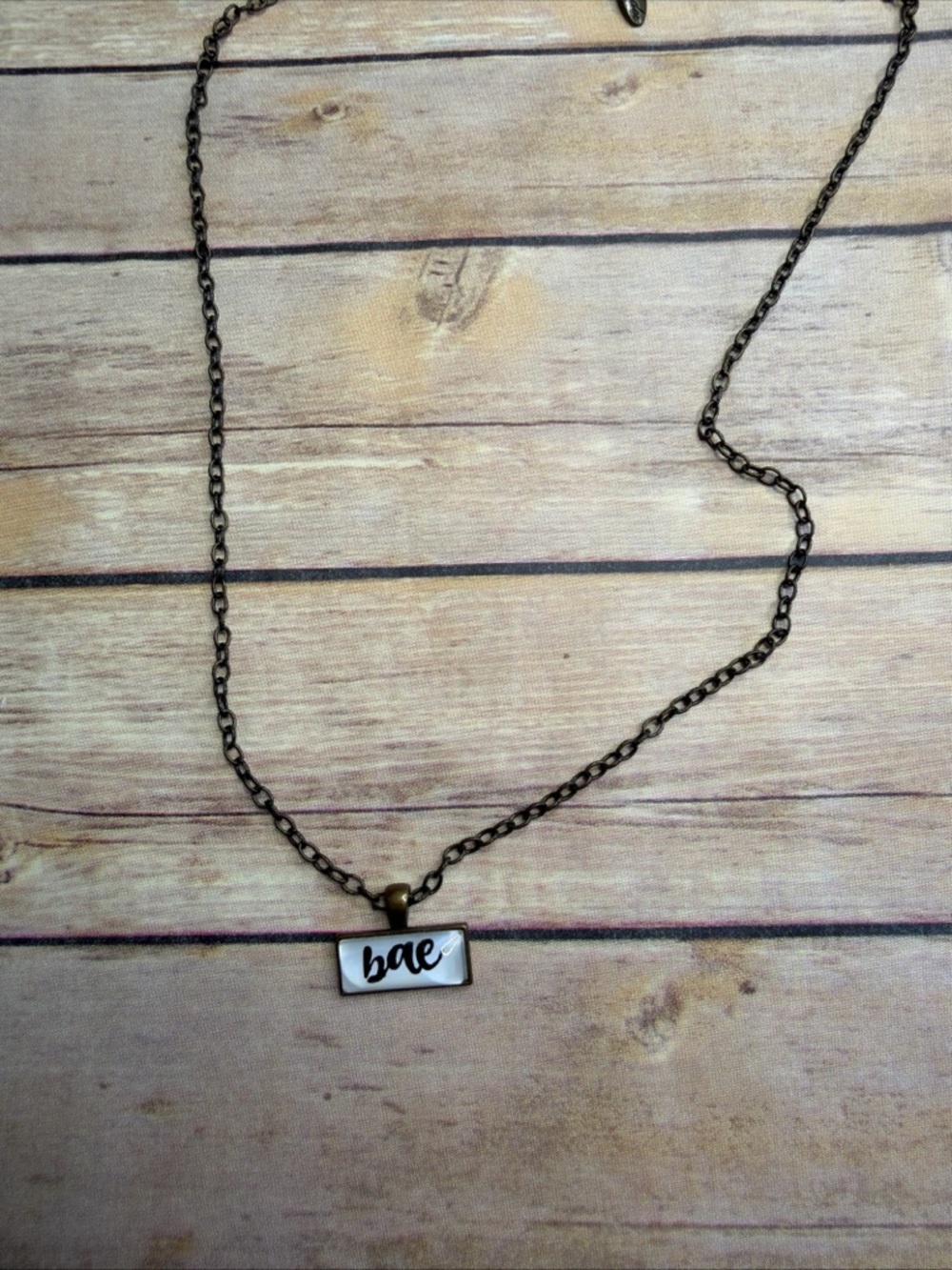 Plunder 'bae' White and Antique Gold Bar Necklace